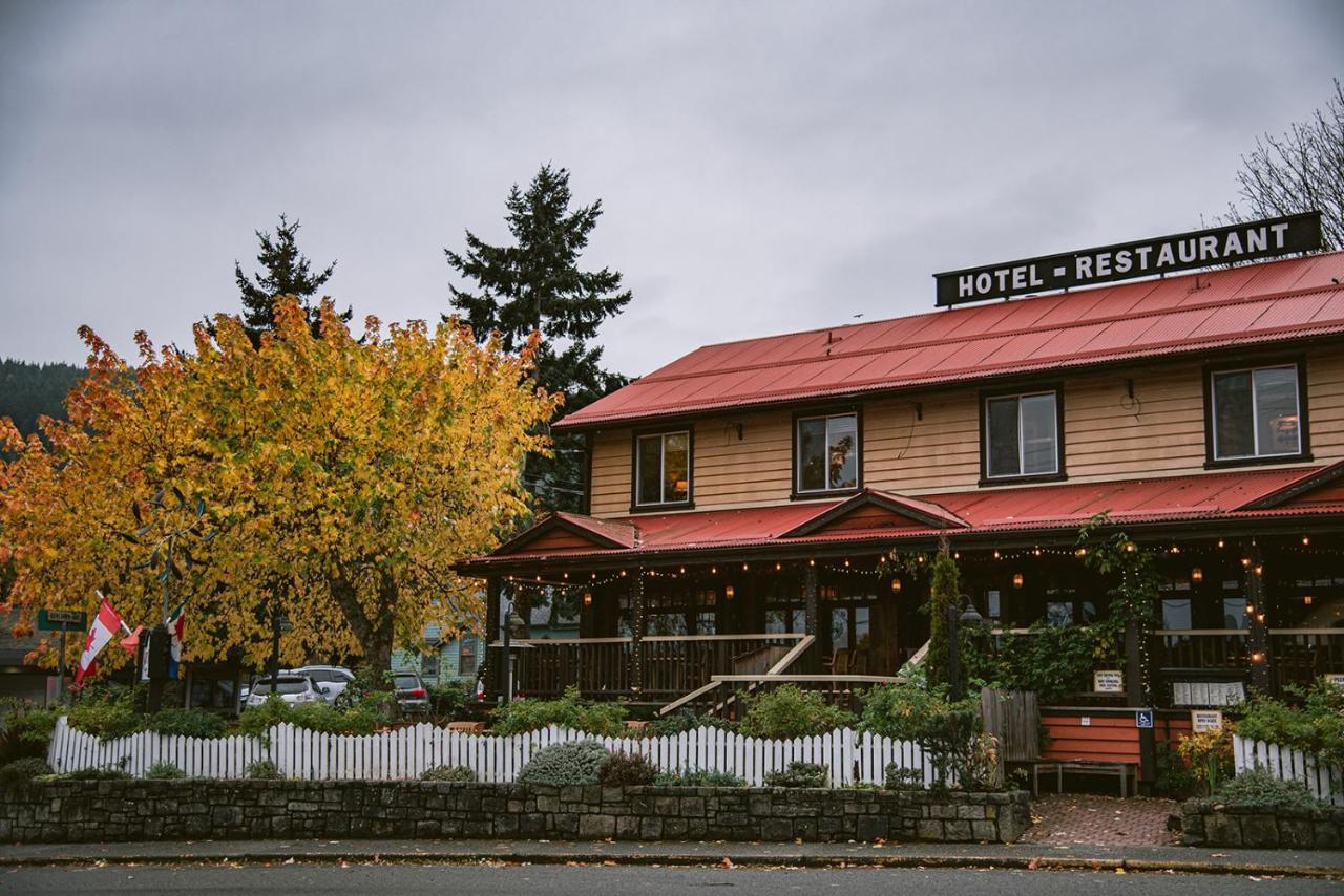Salt Spring Inn Ganges Eksteriør billede